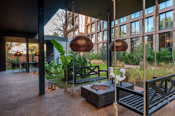 Studio To Rent In Dandi Brondesbury, Brondesbury, London, NW2