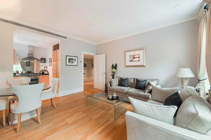 2 Bedroom Flat To Rent In Allsop Place, Marylebone, London, NW1