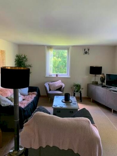 2 Bedroom Flat To Rent In Fair A Far, Cramond, Edinburgh, EH4