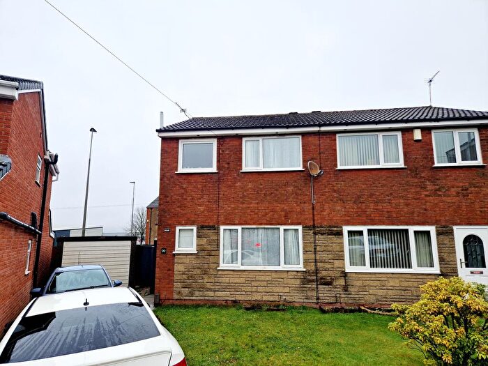 3 Bedroom House To Rent In Thorn Hill Close, Blackburn, BB1