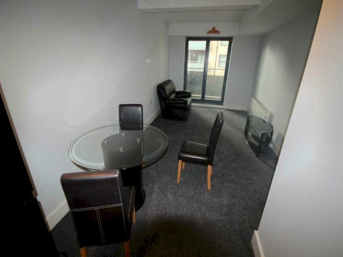 1 Bedroom Flat To Rent In Woolston Warehouse, BD1