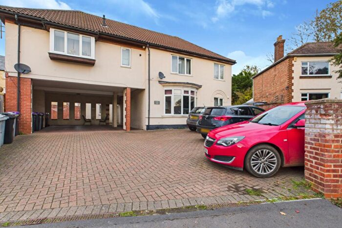 1 Bedroom Flat To Rent In Hazel Court, Radcliffe Road, Stamford, Lincolnshire, PE9