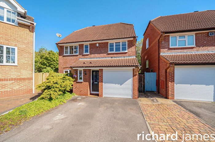 5 Bedroom Detached House For Sale In Hungerford Close, The Prinnels, Swindon, SN5