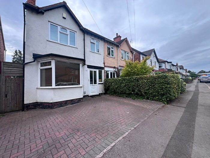 3 Bedroom Semi-Detached House To Rent In Cateswell Road, Hall Green, Birmingham, B28