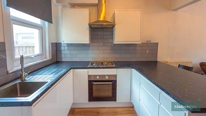 2 Bedroom Terraced House To Rent In Bryant Street, Stratford, London, E15