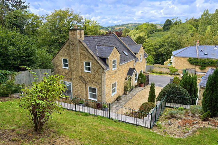 3 Bedroom Detached House For Sale In Weston Park East, Bath, BA1