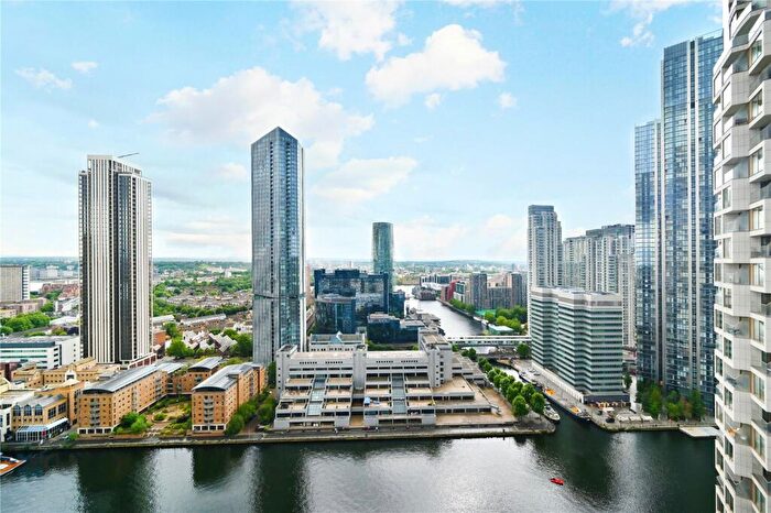2 Bedroom Apartment For Sale In Park Drive, Canary Wharf, London, E14