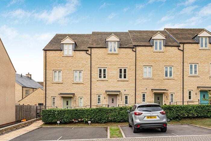 3 Bedroom Terraced House For Sale In Brays Avenue, Tetbury, Gloucestershire, GL8