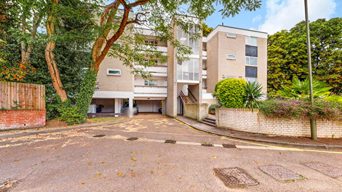 2 Bedroom Apartment To Rent In Apollo Avenue, Bromley, BR1