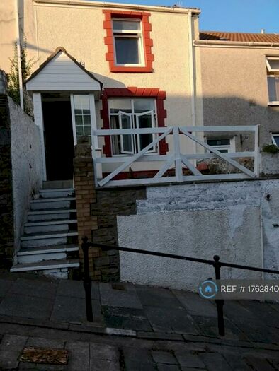 2 Bedroom Terraced House To Rent In Clifton Hill, Swansea, SA1