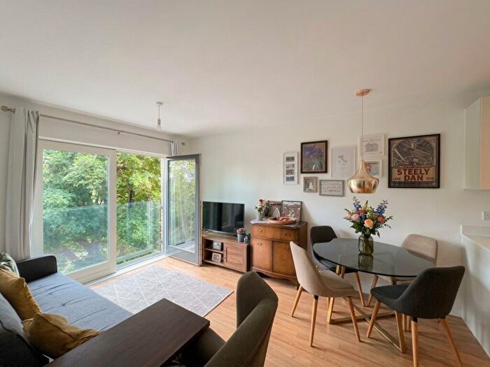 1 Bedroom Flat For Sale In Marischal Road, London, SE13