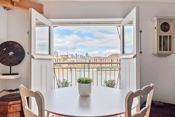 2 Bedroom Penthouse To Rent In Rotherhithe Street London, SE16
