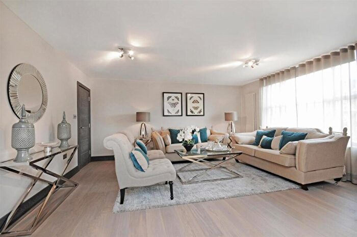 3 Bedroom Flat To Rent In Boydell Court, St Johns Wood Park, London, NW8