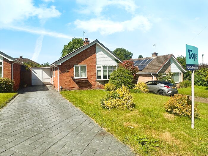 2 Bedroom Detached Bungalow For Sale In Grange Park, Wolverhampton, WV7