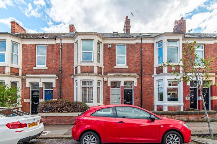 4 Bedroom Flat To Rent In Greystoke Avenue, Newcastle Upon Tyne, NE2