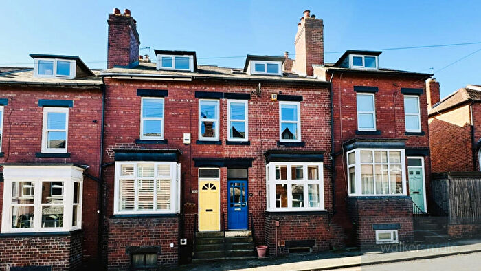 3 Bedroom Terraced House For Sale In Wilton Grove, Meanwood/Far Headingley Border, Leeds, West Yorkshire, LS6