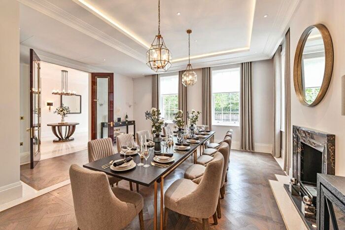 8 Bedroom Detached House To Rent In The Bishops Avenue, Hampstead Garden Suburb, London, N2