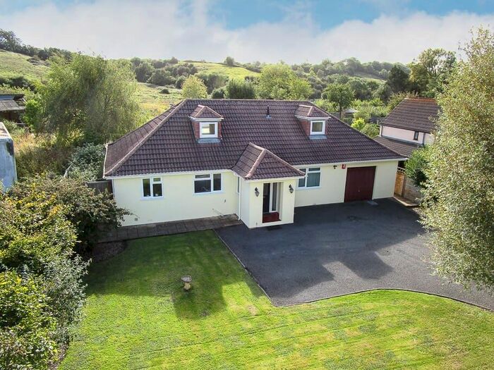 4 Bedroom Detached Bungalow For Sale In Burton Row, East Brent, Highbridge, TA9