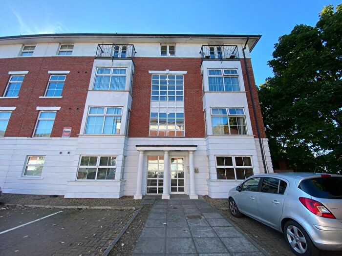 2 Bedroom Flat To Rent In Chancellor Court, Crown Street, Liverpool, L8