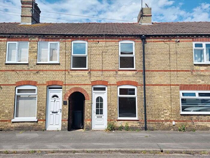 3 Bedroom Terraced House For Sale In Alexandra Road, Sleaford, NG34