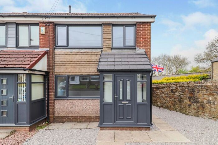 3 Bedroom Semi-Detached House To Rent In Roads Ford Avenue, Milnrow, OL16