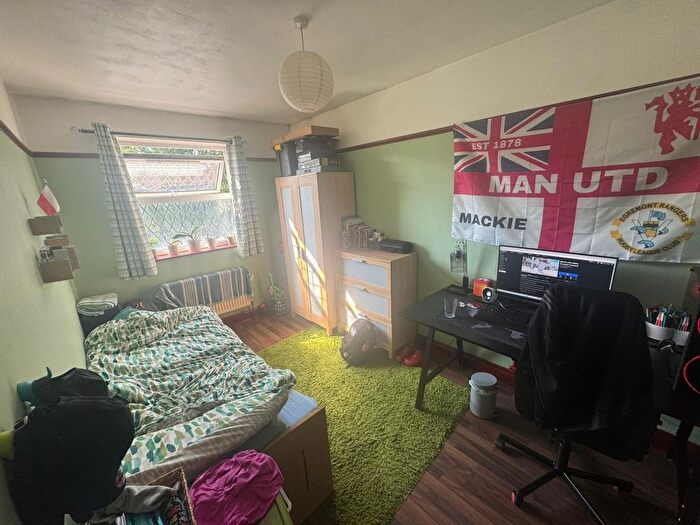 2 Bedroom Flat To Rent In Adelaide Road, Southampton, SO17