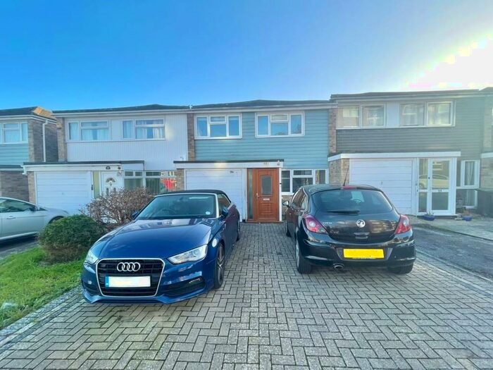 4 Bedroom Terraced House To Rent In Gale Moor Avenue, Gosport, PO12