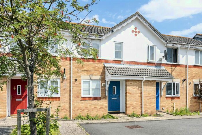 2 Bedroom Terraced House To Rent In Waldstock Road, London, SE28