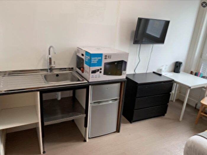 Studio To Rent In Cleveley Close, Charlton Woolwich, SE7
