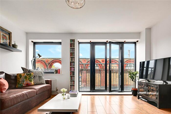 1 Bedroom Flat To Rent In Brooksby's Walk, London, E9