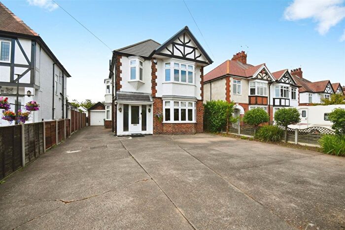 4 Bedroom Detached House For Sale In Beverley Road, Kirk Ella, Hull, HU10