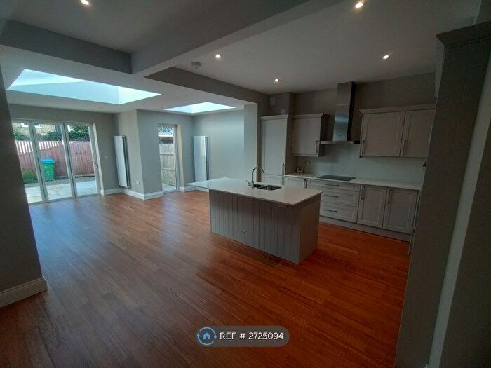 4 Bedroom Terraced House To Rent In St. Margarets Road, Twickenham, TW1