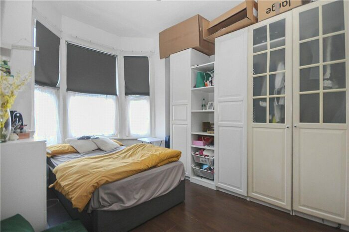 Studio To Rent In Baldry Gardens, London, SW16