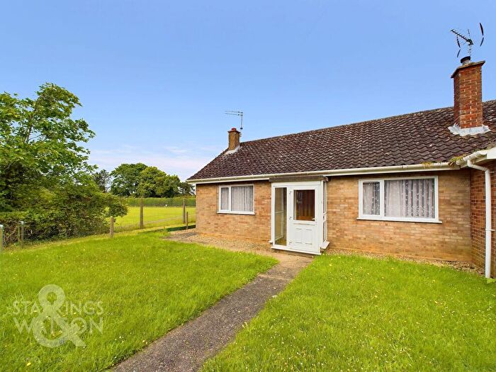 2 Bedroom Semi-Detached Bungalow For Sale In The Packway, Wortwell, Harleston, IP20