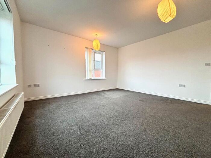 2 Bedroom Apartment To Rent In Congreve Way, Stratford Upon Avon, CV37