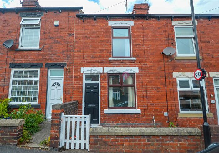 3 Bedroom Terraced House To Rent In Balmoral Road, Woodhouse, Sheffield, S13
