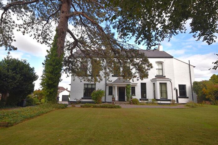 3 Bedroom Town House For Sale In Woodfall Lane, Little Neston, Neston, CH64