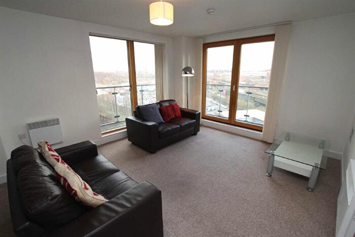 2 Bedroom Apartment To Rent In Vallea Court, Green Quarter, M4