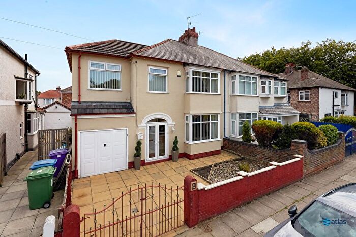 4 Bedroom Semi-Detached House For Sale In Ryegate Road, Cressington, L19