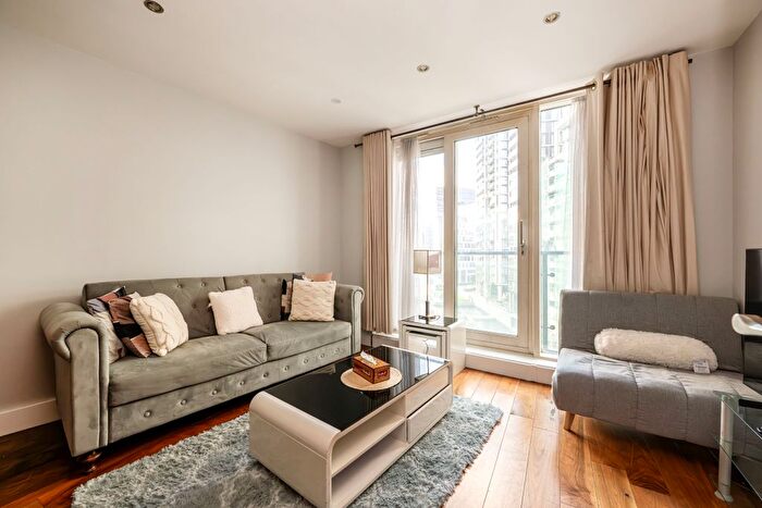 1 Bedroom Flat To Rent In Praed Street, London, W2