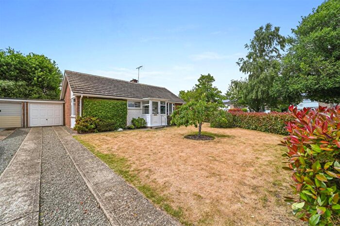 2 Bedroom Detached Bungalow For Sale In Sycamore Way, Brantham, CO11