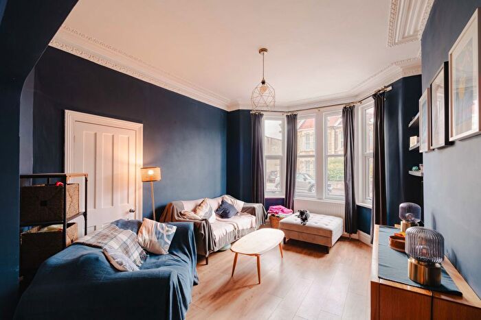3 Bedroom Terraced House For Sale In Downend Road, Downend, BS16