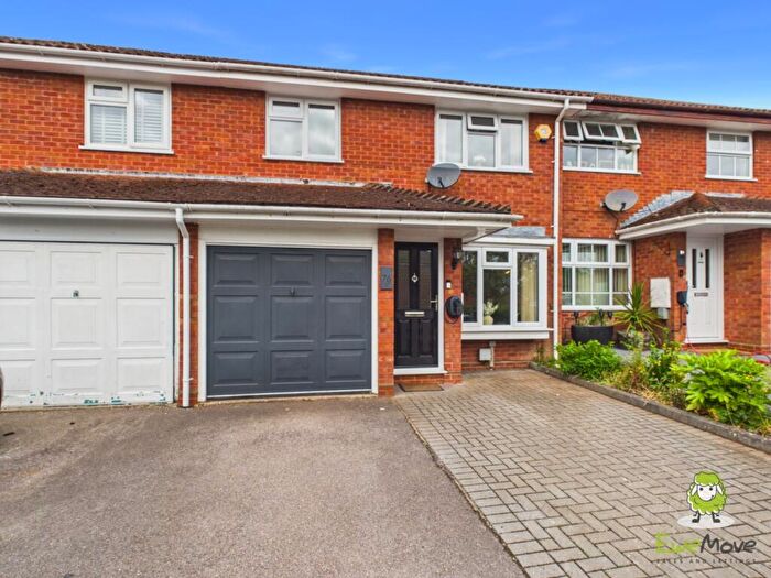 3 Bedroom Terraced House For Sale In Constantine Way, Basingstoke, Hampshire, RG22