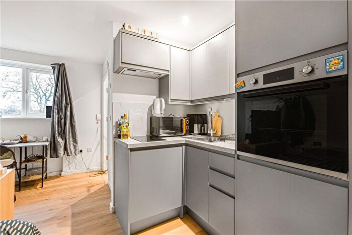 1 Bedroom Studio To Rent In Mill Street, Eynsham, Witney, Oxfordshire, OX29