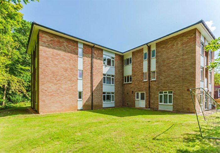 2 Bedroom Flat For Sale In Beech Close, Flackwell Heath, HP10