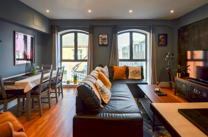 2 Bedroom Flat To Rent In George Street, Nottingham, NG1