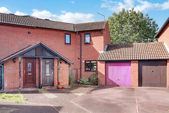 3 Bedroom Terraced House For Sale In River View, Nottingham, NG2