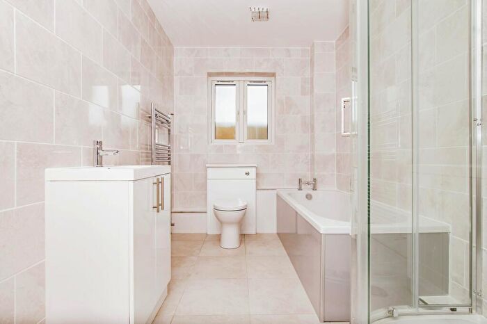 3 Bedroom Bungalow For Sale In Golwg Y Gloch, Rosebush, Pembrokeshire, SA66