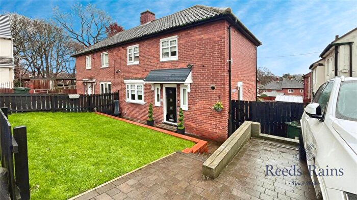 3 Bedroom Semi Detached House For Sale In Linnel Drive, Newcastle Upon Tyne, Tyne And Wear, NE15