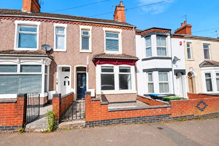 3 Bedroom Terraced House For Sale In Manor Road, Rugby, CV21